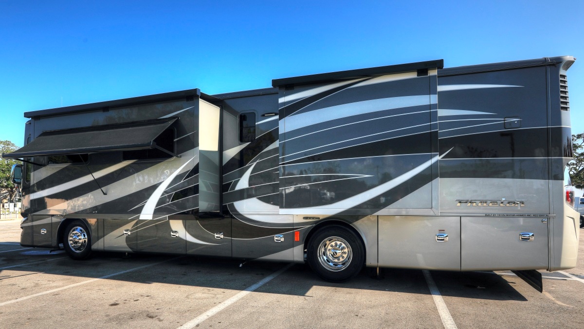 2019 Tiffin Phaeton 37BH TIFFIN Motorhomes For Sale By Owner
